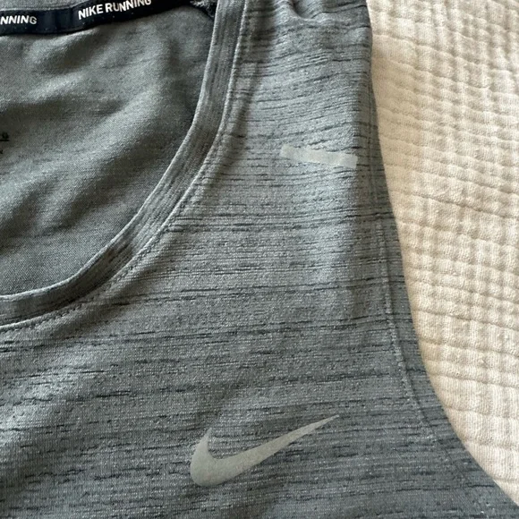 Nike Men's Charcoal Tank Top - Picture 3 of 4